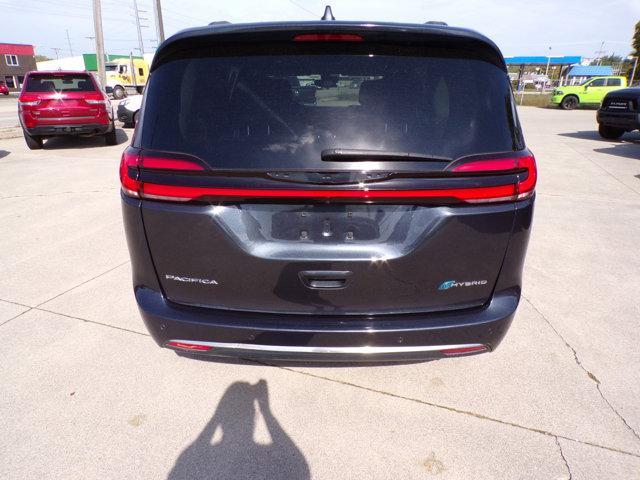 2021 chrysler pacifica hybrid touring l