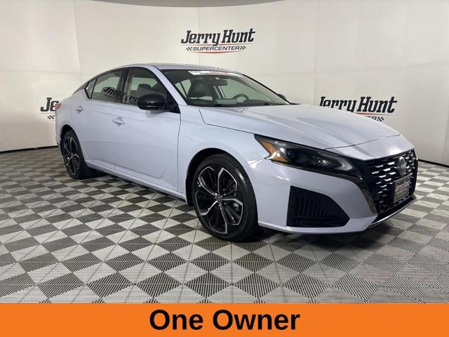 2023 nissan altima 2.5 sr