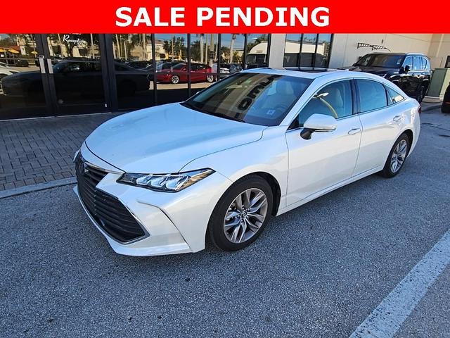 2019 toyota avalon xle