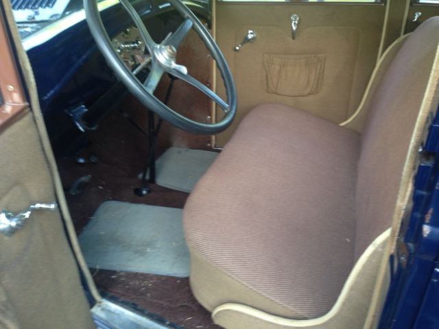 1929 5 window sedan