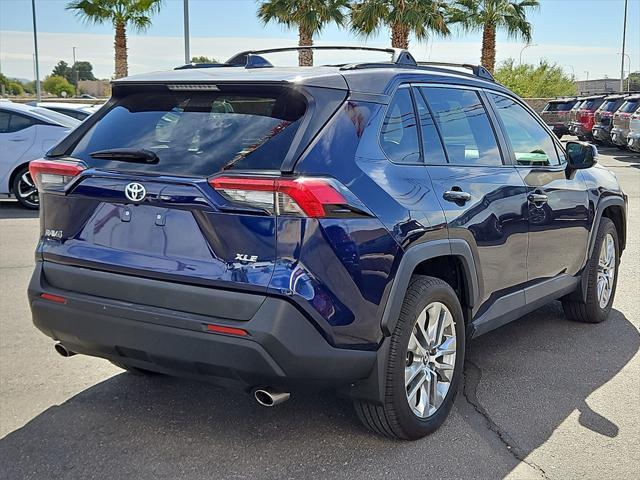 2019 toyota rav4 xle
