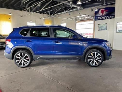 2023 volkswagen taos 1.5t se 4dr front-wheel drive in claremore, oklahoma