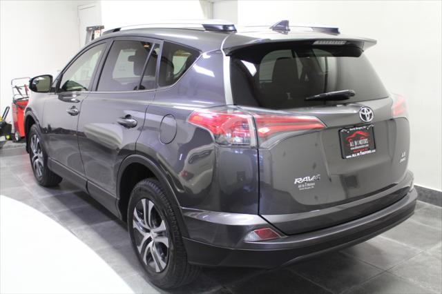 2016 toyota rav4 le