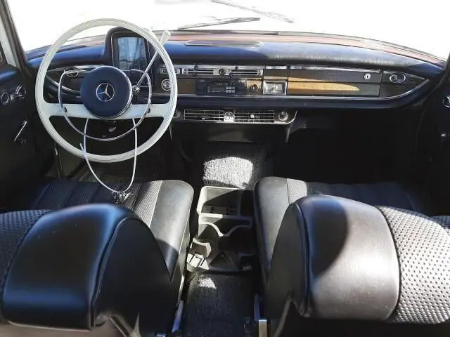 1966 mercedes-benz 230 s