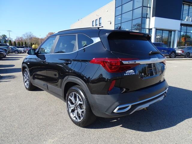 2022 kia seltos ex