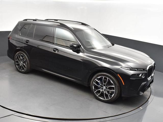 2023 bmw x7 m60i