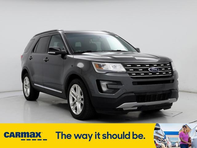 2016 ford explorer xlt