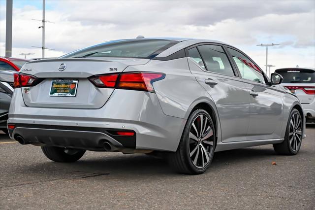 2022 nissan altima sr fwd