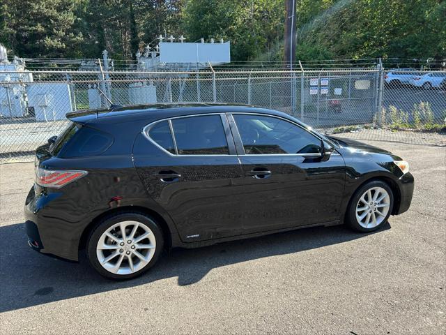 2012 lexus ct 200h base
