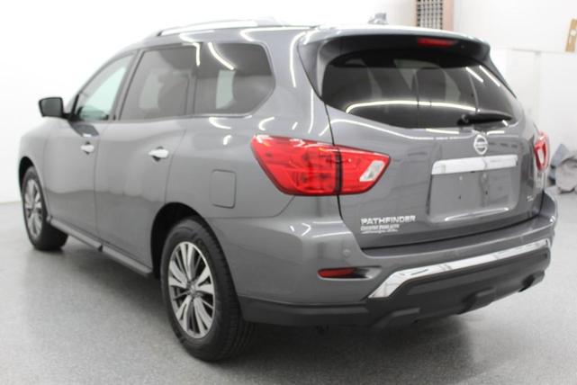 2019 nissan pathfinder sl