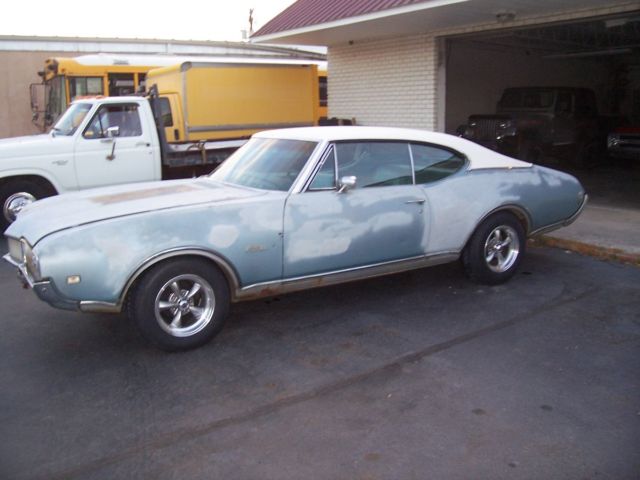 1968 cutlass 2 door coupe