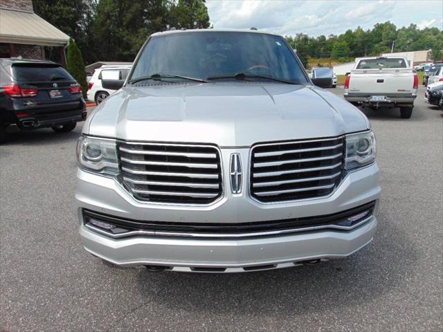 2015 lincoln navigator base