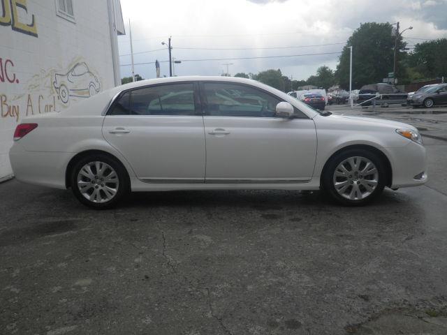 2011 toyota avalon limited limited 4dr sedan for sale in smithfield, rhode island