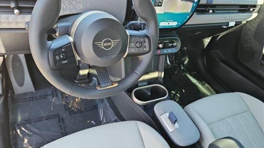 2025 Mini Hardtop