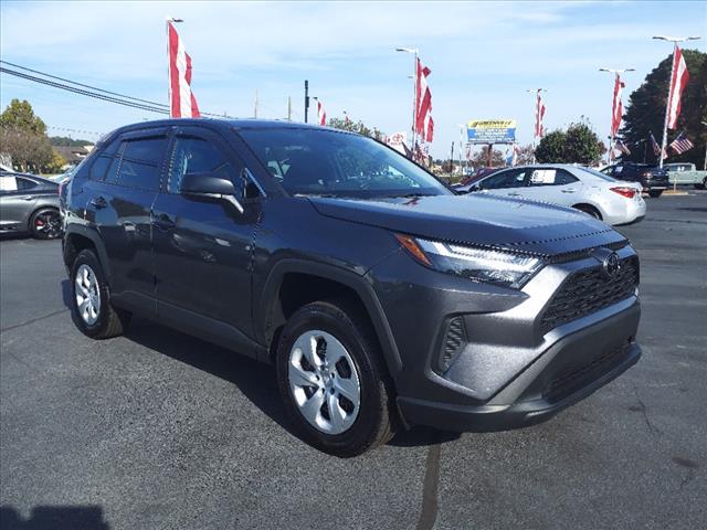 2023 toyota rav4 le