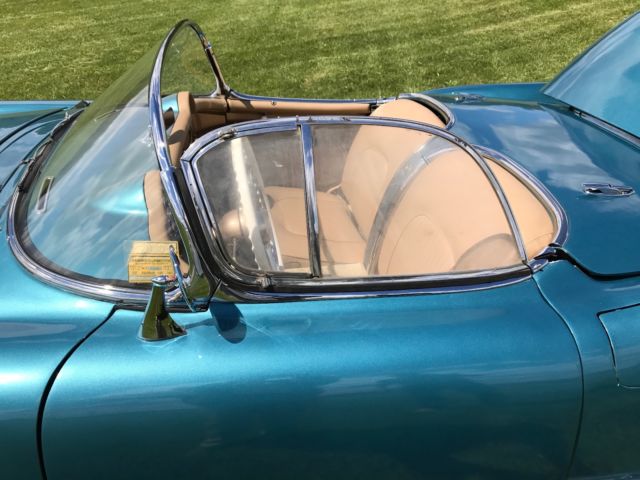 1954 chevrolet corvette in pennant blue