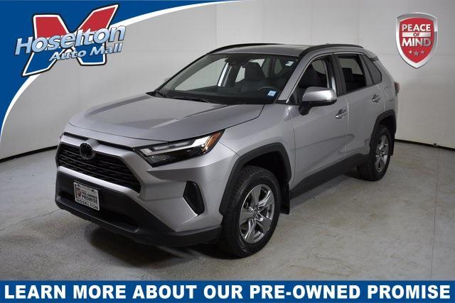 2022 toyota rav4 xle