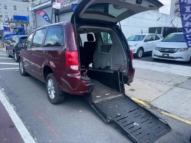 2014 dodge grand caravan avp/se