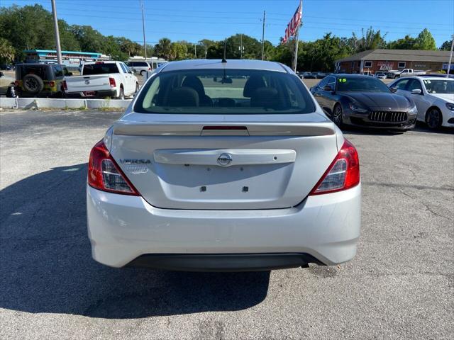 2019 nissan versa 1.6 s+