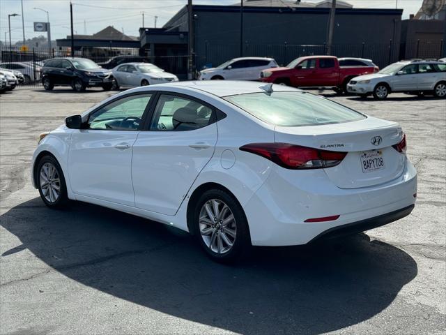 2014 hyundai elantra se