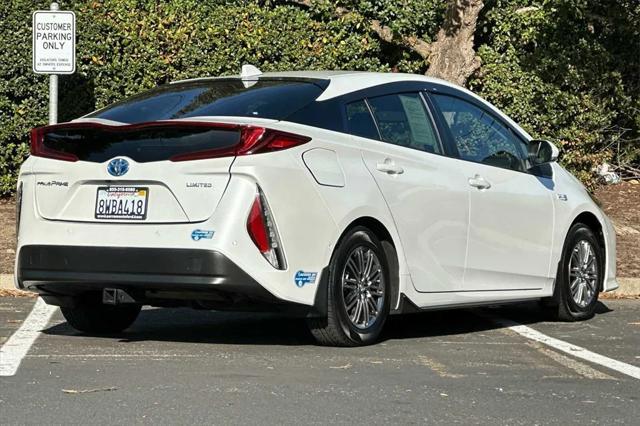 2021 toyota prius prime limited