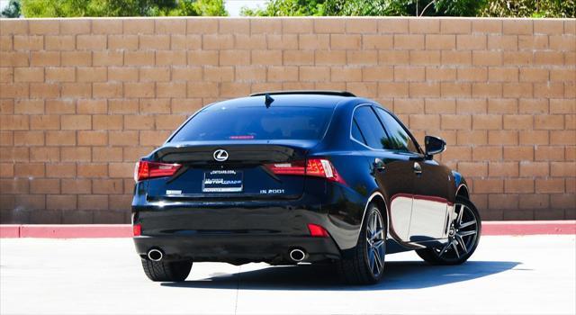 2016 lexus is 200t base