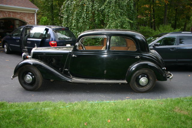 1951 mercedes benz 170 va 4 door sedan, runs and looks good
