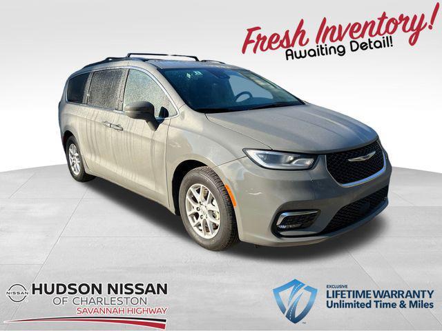 2022 chrysler pacifica touring l