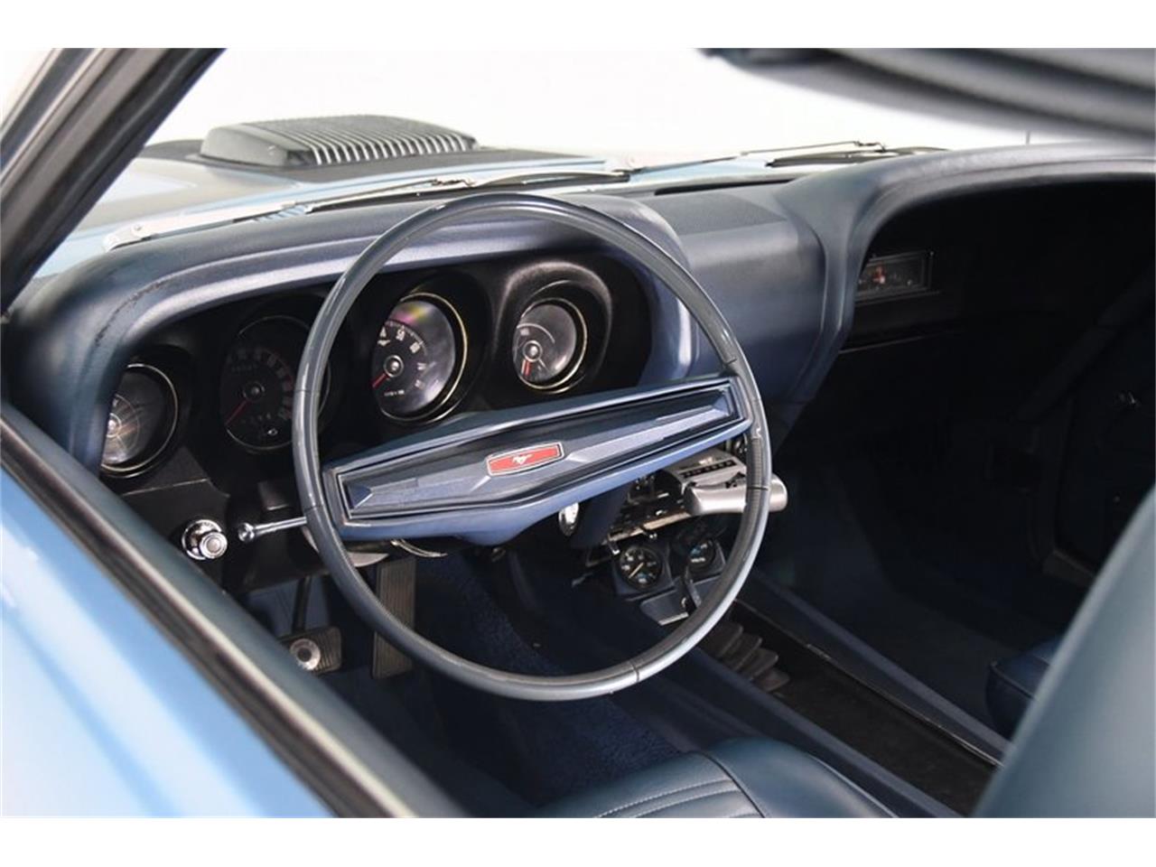 1970 ford mustang