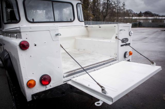 1991 land rover defender 110 double cab / crew cab, pick up lhd 3.5 v8