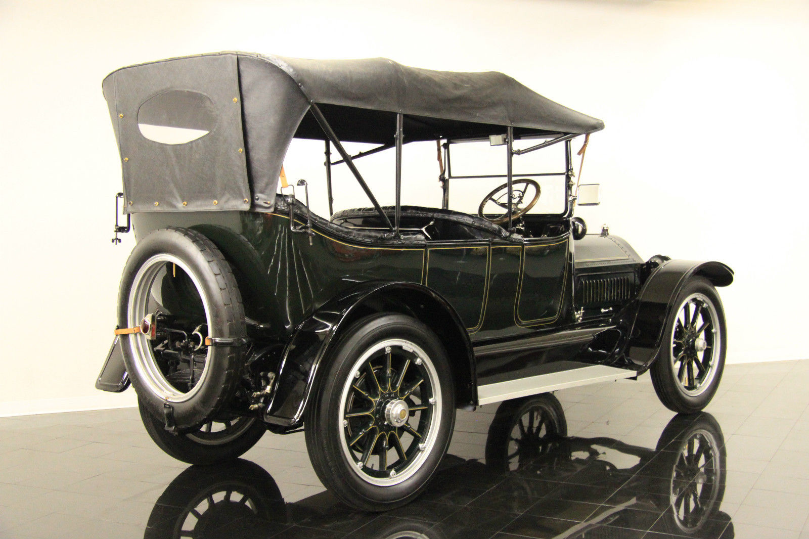 1914 cadillac five-passenger touring previous owner of 50 years show ready