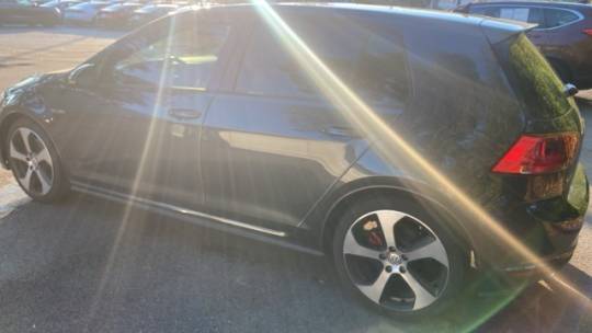 2017 volkswagen golf gti s