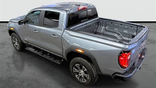 2024 GMC Canyon
