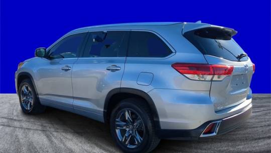 2017 Toyota Highlander