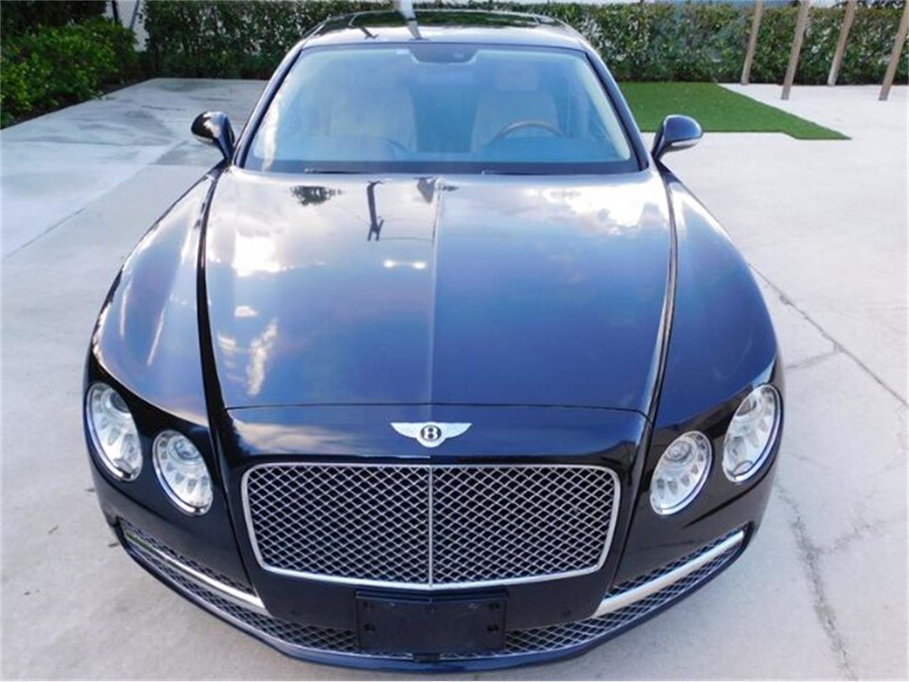 2014 bentley flying spur