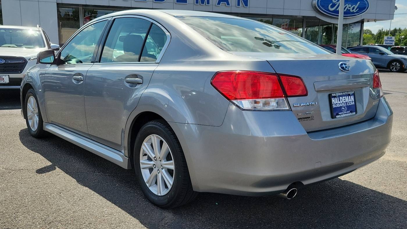 2011 subaru legacy 2.5i premium