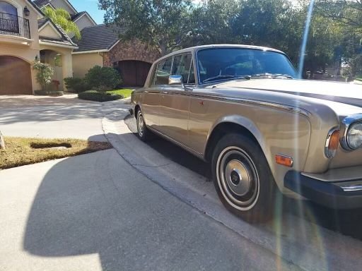rolls-royce silver wraith ii sedan