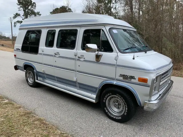 1989 chevrolet g20 " country coaches" conversion van