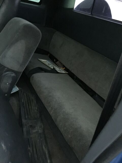 1992 dodge dakota club cab 6.5-ft. bed 4wd