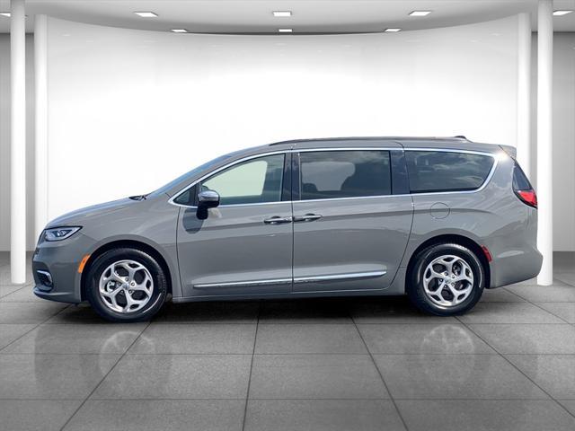 2023 chrysler pacifica limited