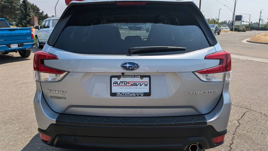 2022 subaru forester limited