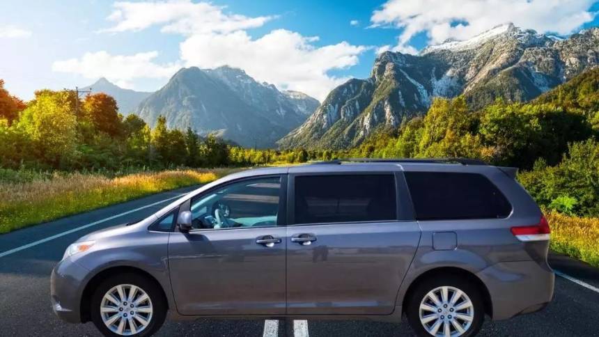 2012 toyota sienna