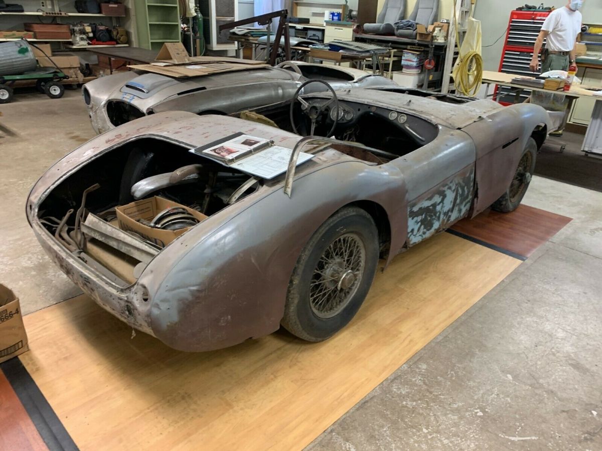 le mans 100m certified by 100m registry, and with heritage certificate!