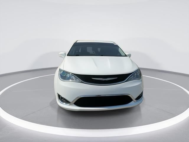 2018 chrysler pacifica touring-l plus