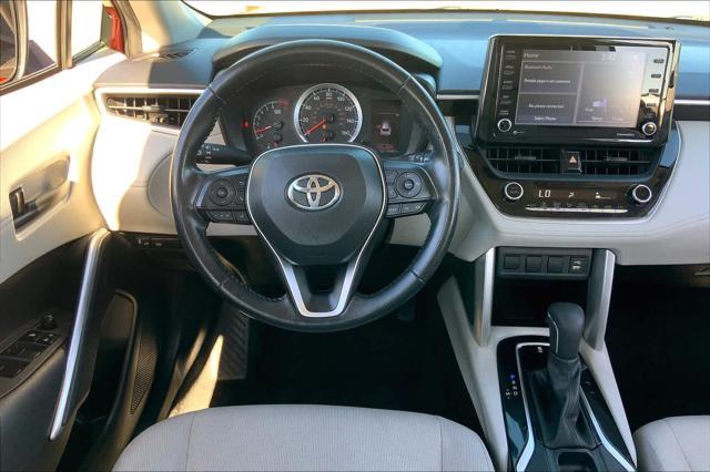 2022 toyota corolla cross le