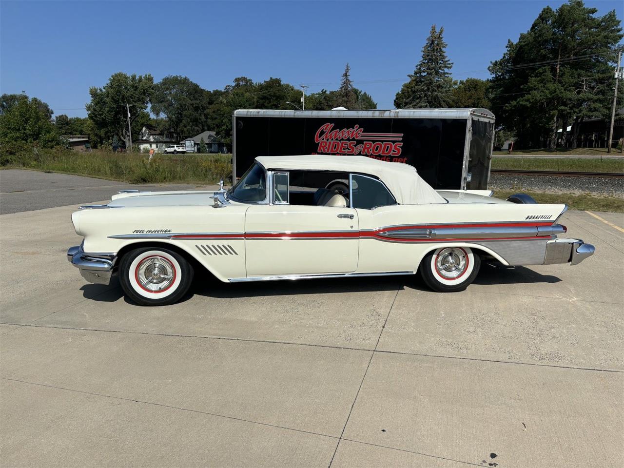 1957 pontiac bonneville