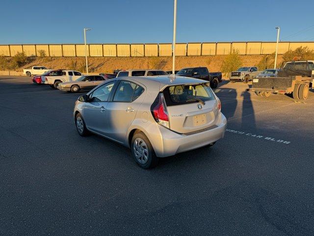 2016 toyota prius c two
