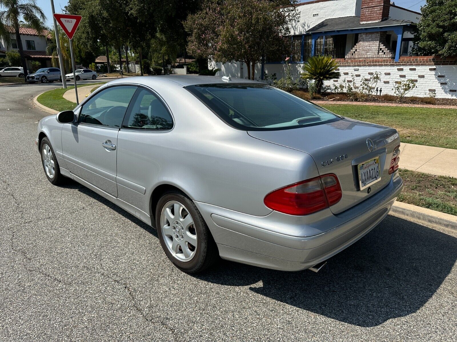 2002 mercedes-benz clk-class
