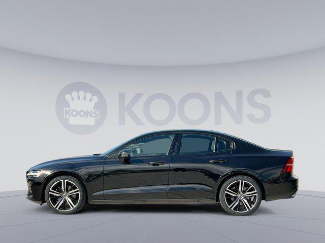 2022 volvo s60 t5 r-design