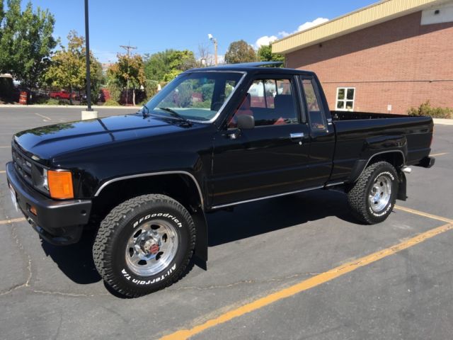1985 toyota pickup sr5 xtra cab 4x4
